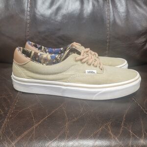 Vans shoes Size 9.5 Women ** IS TEARING ON THE SIDE OF BOTH SHOES